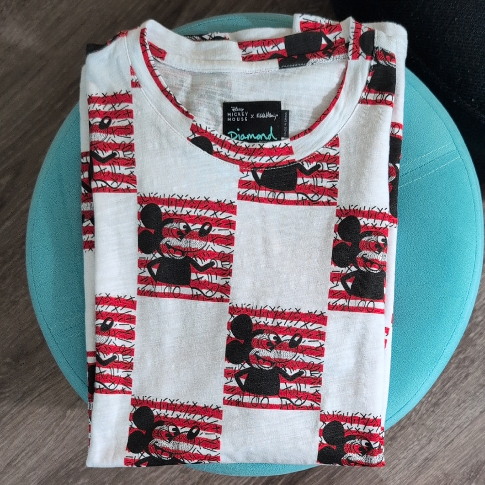 Diamond x Mickey Mouse x Keith Haring T-shirt (size Small)